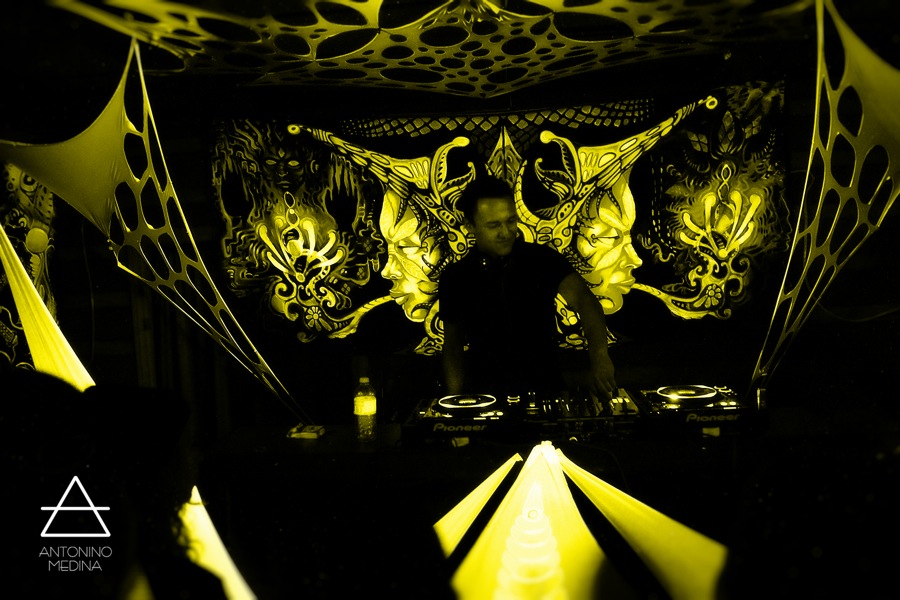 NO NAME Hosted by Filth Union