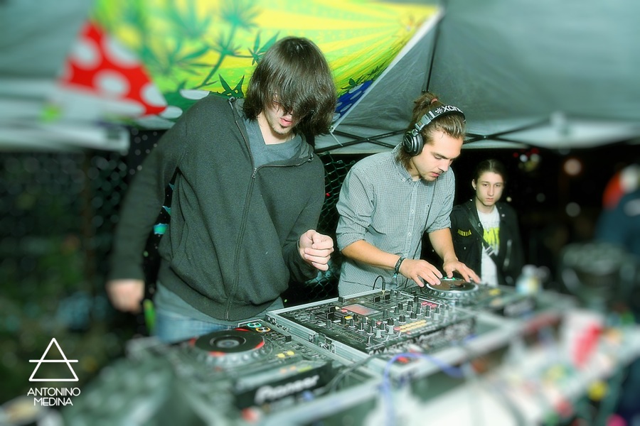 Music @ The Gazebo: Twisted Delysid & Friends